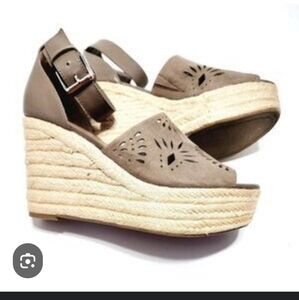 Indigo Rd. Kash Jute Wedges Sandals. Taupe Color. 4 Inch Wedge. Size 8.5